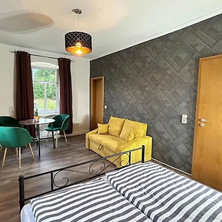 Apartamento Idyllische Ferien-residenz Am Sonnenhübel In Waltersdorf *