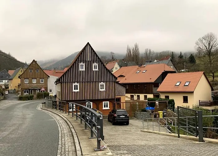 Idyllische Ferien-residenz Am Sonnenhuebel In Waltersdorf Grossschoenau